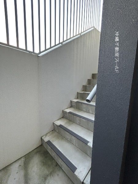 Pet-Friendly 1R Apartment for Rent in Naha Matsushima, Okinawa - Thumbnail 2