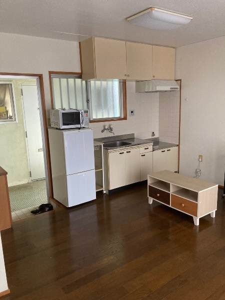 1R Apartment for Rent in Ginowan City, Okinawa - 35,000 Yen - Thumbnail 4