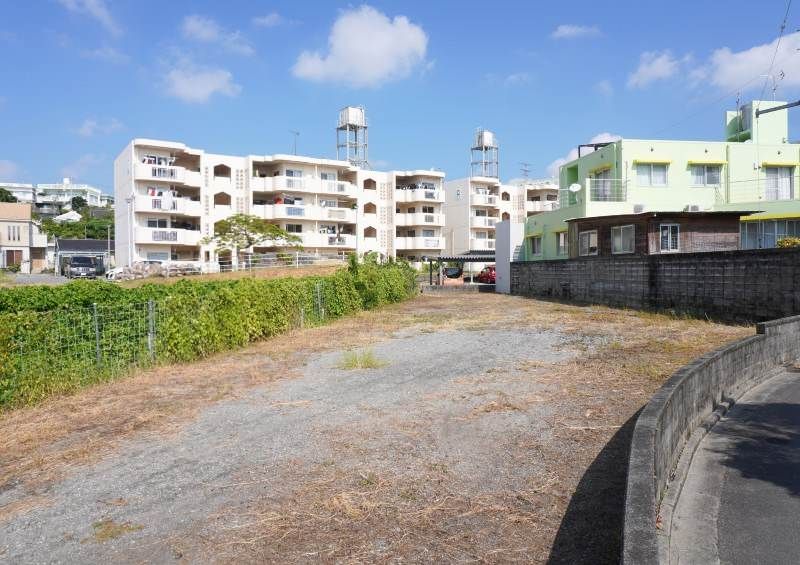 447 sqm Land Plot for Sale in Kubota, Okinawa City | Building Condition - Thumbnail 2