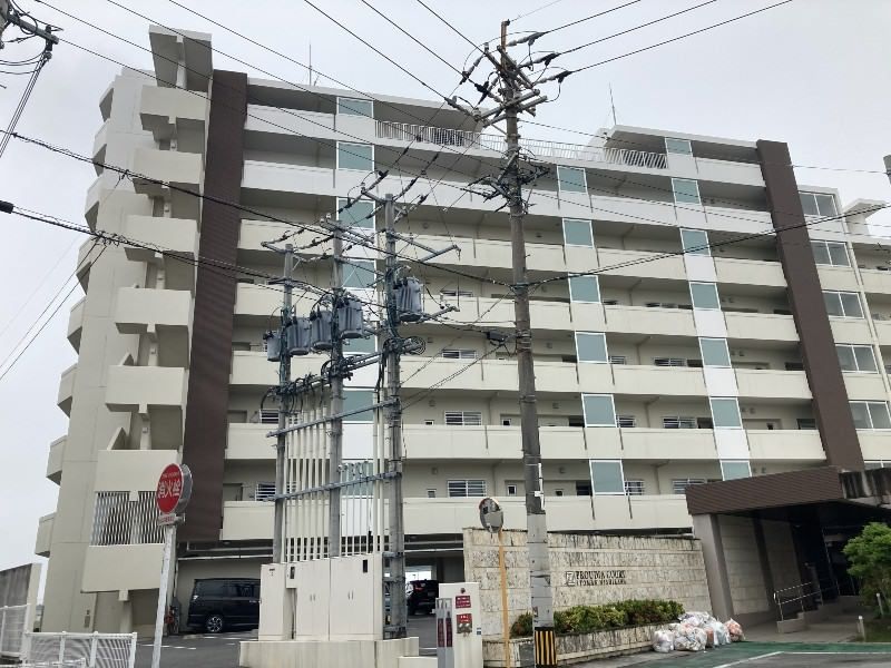3LDK Apartment with Ocean View in Itoman, Okinawa - Thumbnail 2