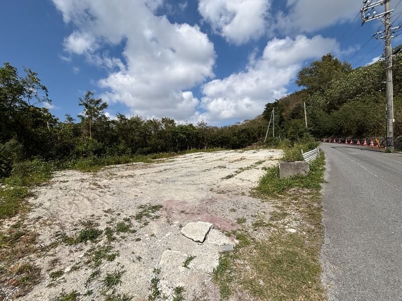 Large 1,137 sqm Land Plot for Sale in Tomigusuku, Okinawa - Thumbnail 4