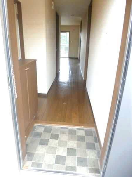 2DK Apartment for Rent in Kin Town, Okinawa with 2 Parking Spaces - Thumbnail 4