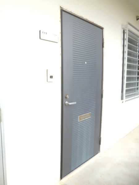 2DK Apartment for Rent in Kin Town, Okinawa with 2 Parking Spaces - Thumbnail 2