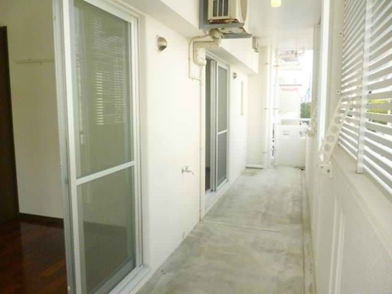2LDK Apartment for Rent in Yorimiya, Naha, Okinawa - Thumbnail 3