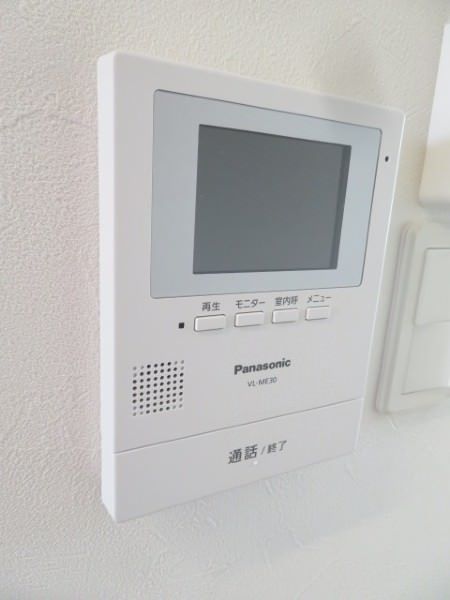 Modern 1R Designer Apartment in Yomitan Village, Okinawa - Thumbnail 4