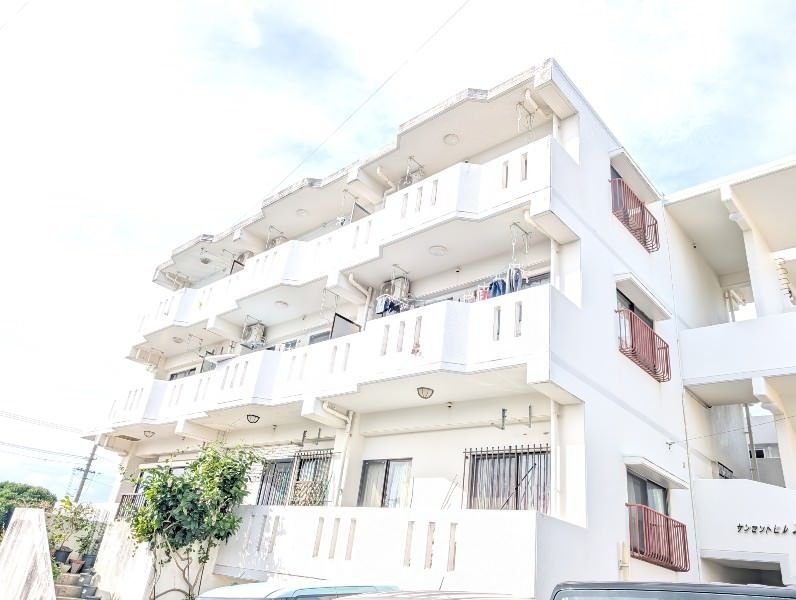 4LDK Mixed-Use House with Rental Income in Yomitan, Okinawa - Thumbnail 4