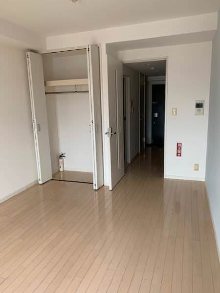 1K Apartment for Rent in Naha Matsuyama, Okinawa - Pet Friendly - Thumbnail 3