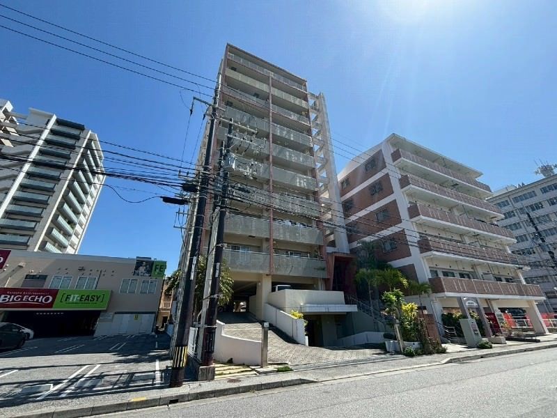 1DK Apartment for Sale in Naha's Kami-no-ya, Okinawa - Thumbnail 3