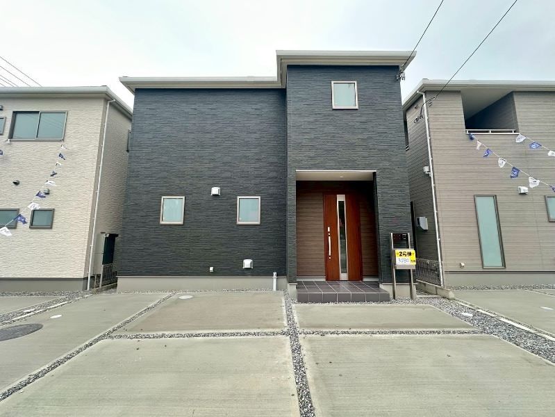 New 3LDK House for Sale in Ginowan, Okinawa - 92 sqm - Thumbnail 3
