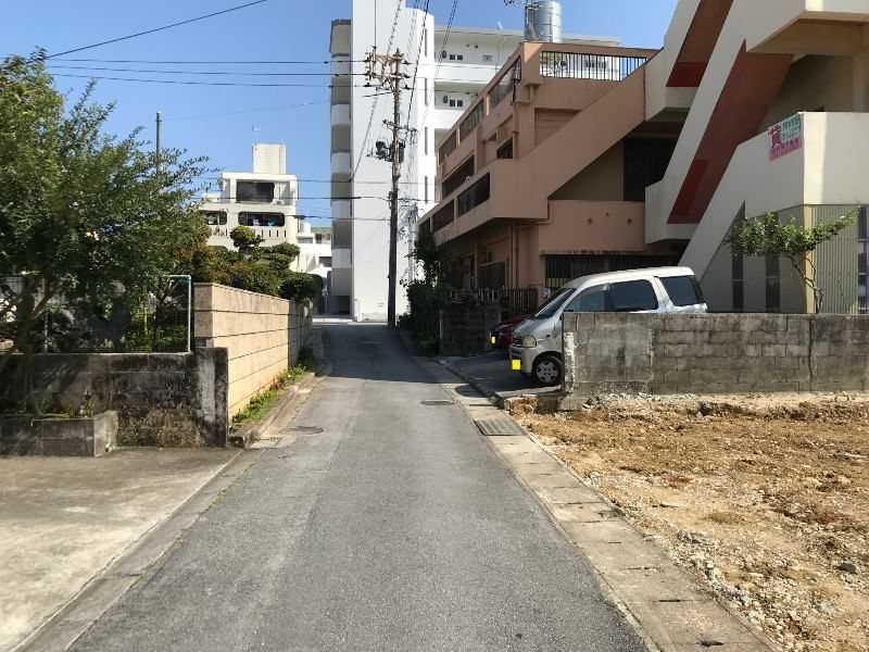 2DK Apartment for Rent in Urasoe, Okinawa - Thumbnail 2