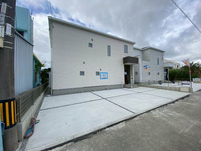 New 4LDK House for Sale in Nanjo City, Okinawa - Thumbnail 2