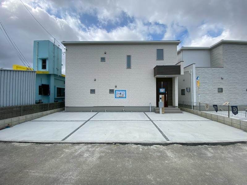 New 4LDK House for Sale in Nanjo City, Okinawa - Thumbnail 3