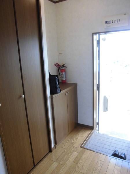 Life Mansion 1K Apartment for Rent in Yaese Town, Okinawa - Thumbnail 2