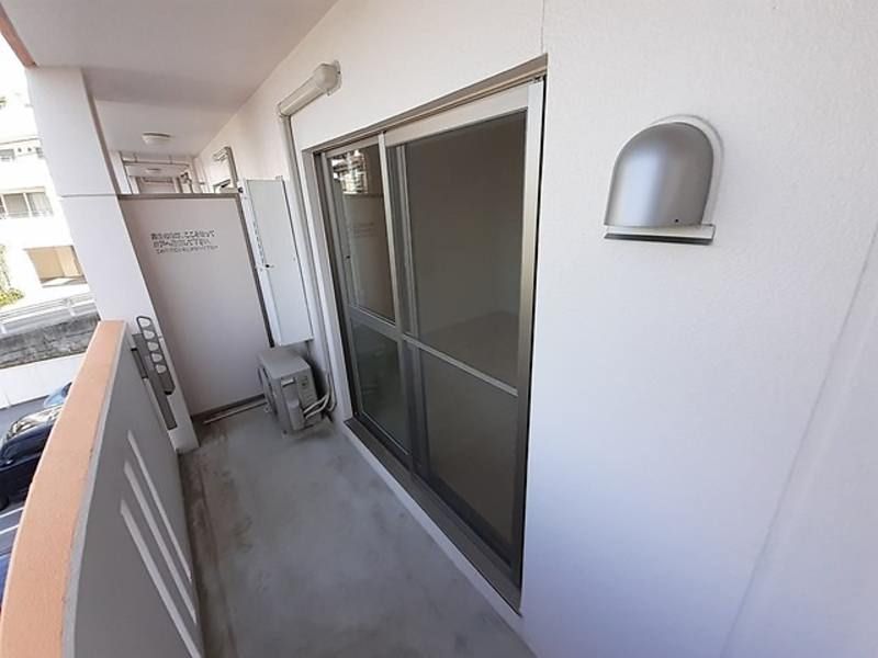 1DK Apartment for Rent in Urasoe, Okinawa - 33.6 sqm - Thumbnail 2
