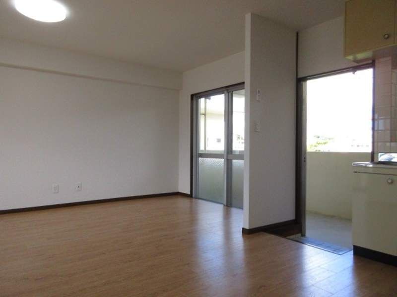 1R Apartment for Rent in Urasoe City, Okinawa | 40,000 JPY - Thumbnail 4