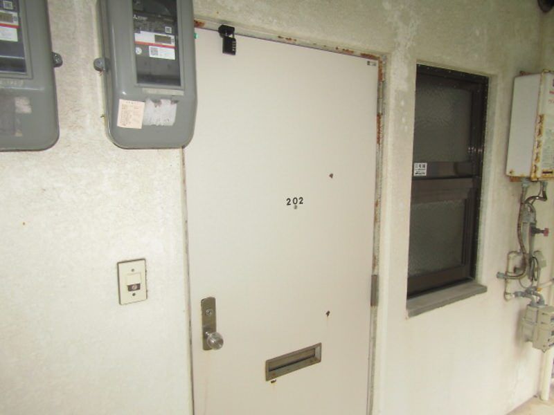 Pet-Friendly 1R Apartment in Urasoe, Okinawa, 27 sqm - Thumbnail 4