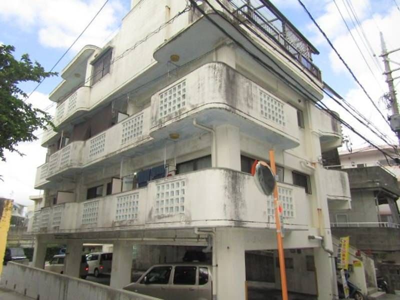 Pet-Friendly 1R Apartment in Urasoe, Okinawa, 27 sqm - Thumbnail 2