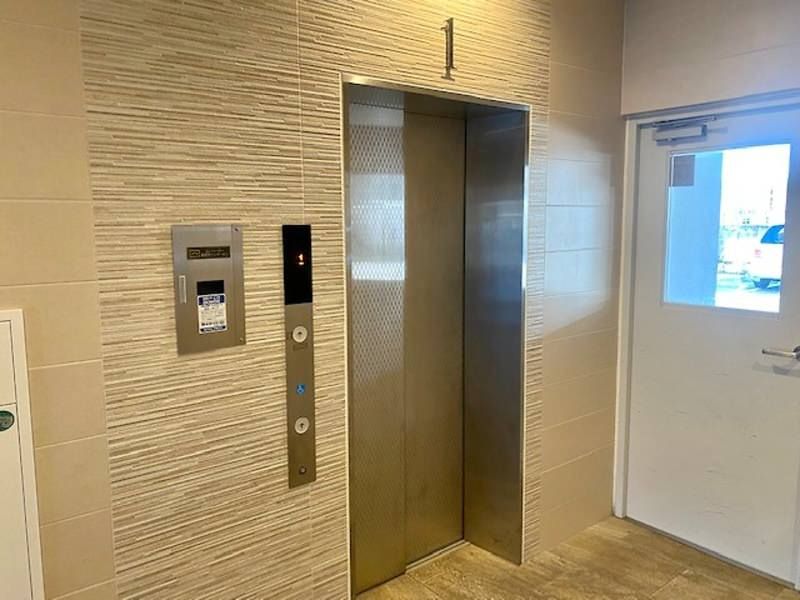 Ocean View 3LDK Apartment for Sale in Okinawa City - Thumbnail 3