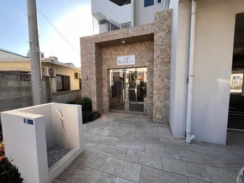 Ocean View 3LDK Apartment for Sale in Okinawa City - Thumbnail 2