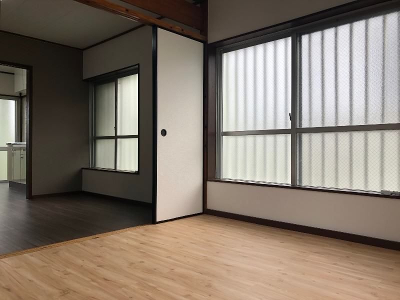 Renovated 1LDK Apartment for Rent in Urasoe, Okinawa - Thumbnail 4