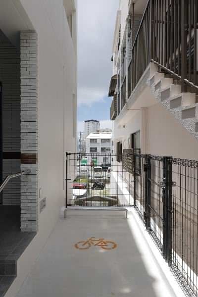 Modern 1K Apartment for Rent in Naha, Okinawa - Moon Dust Matsuo - Thumbnail 3