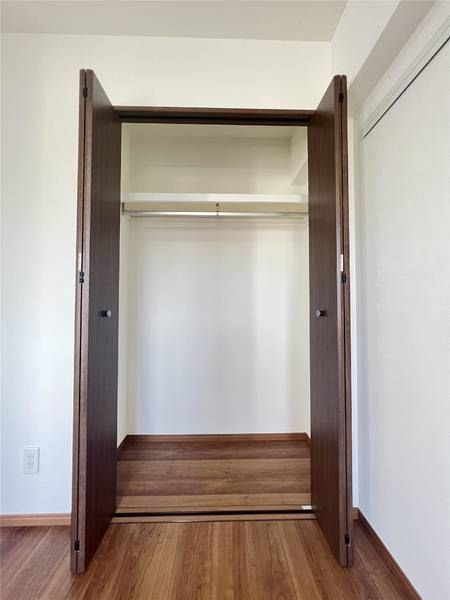 Modern 1LDK Apartment for Rent in Kubota, Okinawa City - Thumbnail 3