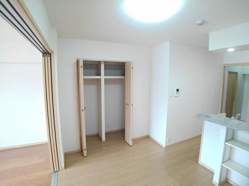 1LDK Apartment for Rent in Ginowan, Okinawa - Thumbnail 4