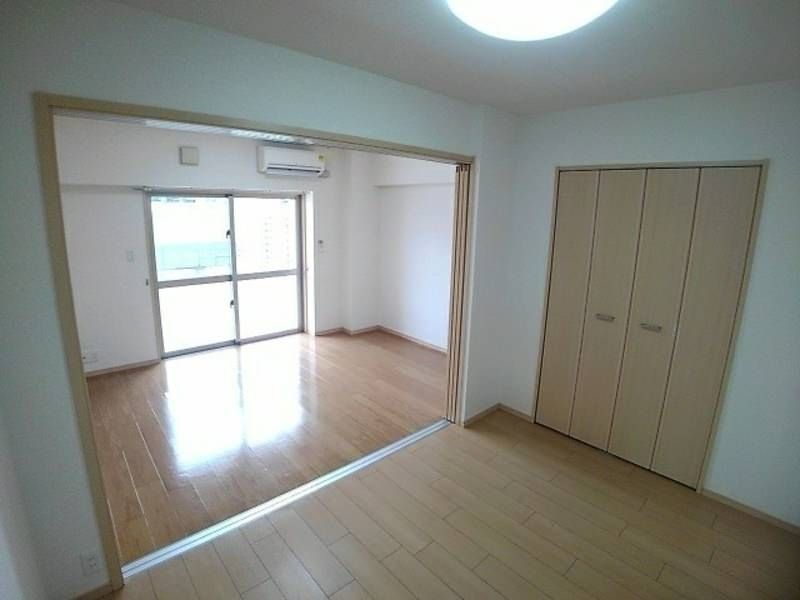 1LDK Apartment for Rent in Ginowan, Okinawa - Thumbnail 2