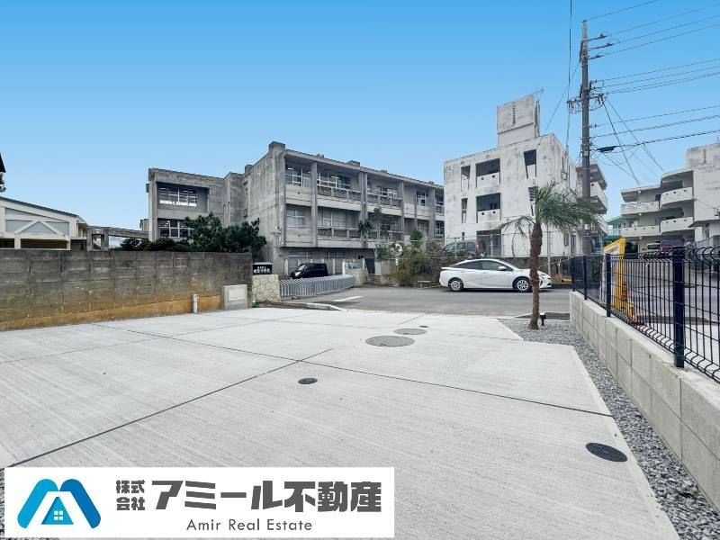 New 4LDK House for Sale in Yomitan Village, Okinawa - Thumbnail 4