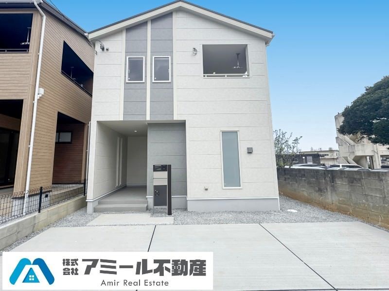 New 4LDK House for Sale in Yomitan Village, Okinawa - Image 1