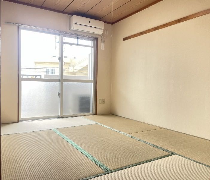 2LDK Apartment for Rent in Tomari, Naha City, Okinawa - Thumbnail 3