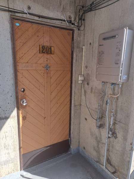 1DK Apartment for Rent in Miyazato, Okinawa City - Thumbnail 2