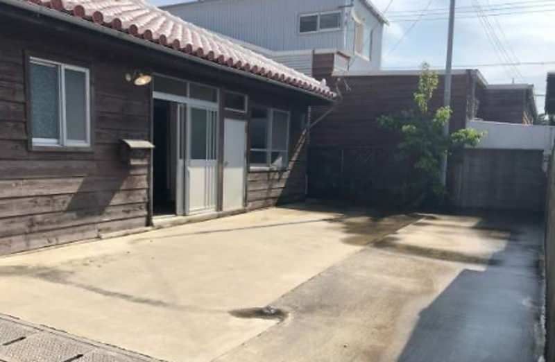 Traditional Okinawan Kominka for Sale in Yomitan Village - Thumbnail 2