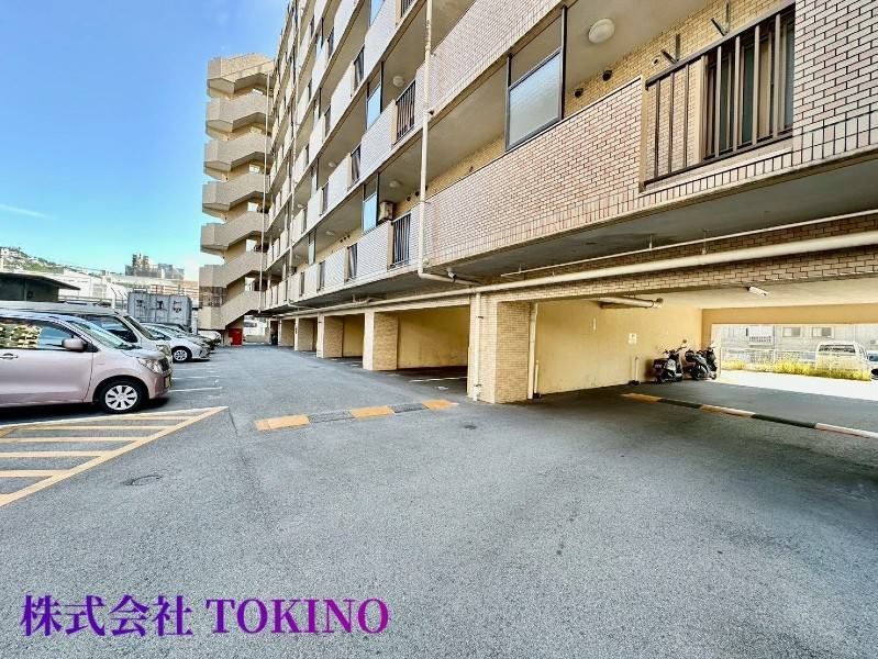 3LDK Apartment in Naha with Open Views & Auto-Lock - Thumbnail 3