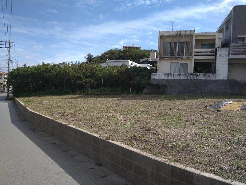 100 Tsubo Land for Sale in Ueda, Tomigusuku, Okinawa - Thumbnail 2