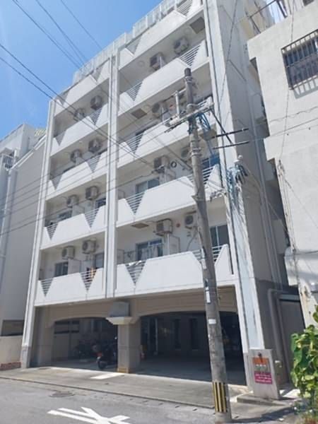 1K Apartment for Rent in Naha, Okinawa - Flower Castle Maejima - Thumbnail 3