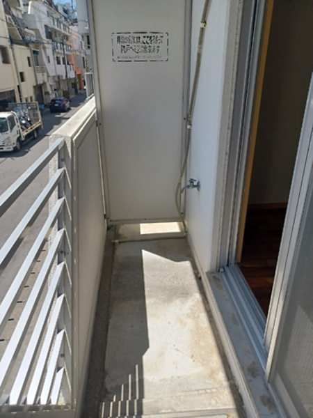 1K Apartment for Rent in Naha, Okinawa - Flower Castle Maejima - Thumbnail 4