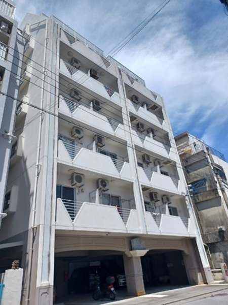 1K Apartment for Rent in Naha, Okinawa - Flower Castle Maejima - Thumbnail 2