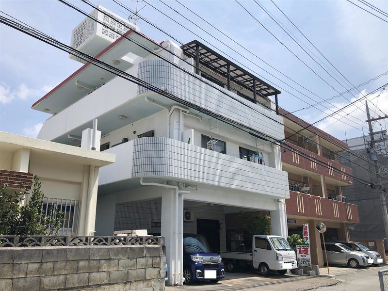 2DK Apartment for Rent in Tomigusuku, Okinawa | 46,000 Yen - Thumbnail 2