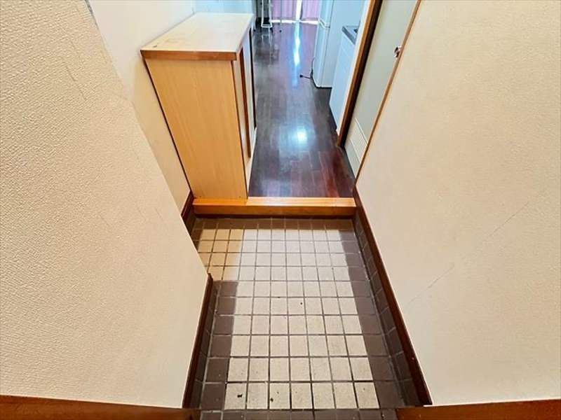 1K Apartment for Rent in Miyazato, Uruma City, Okinawa - Thumbnail 4