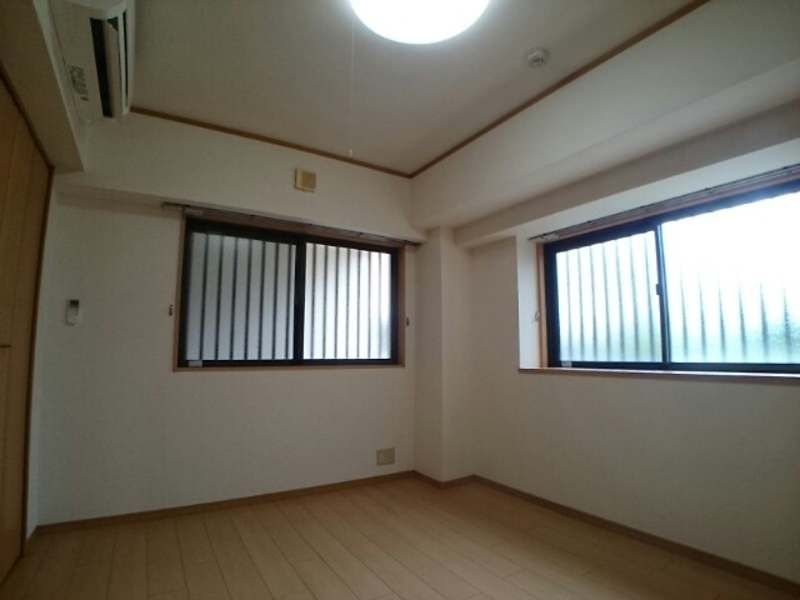 2LDK Apartment for Rent in Haebaru Town, Okinawa - Thumbnail 3