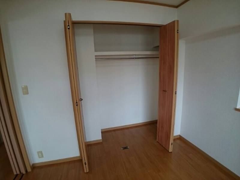 2LDK Apartment for Rent in Haebaru Town, Okinawa - Thumbnail 4