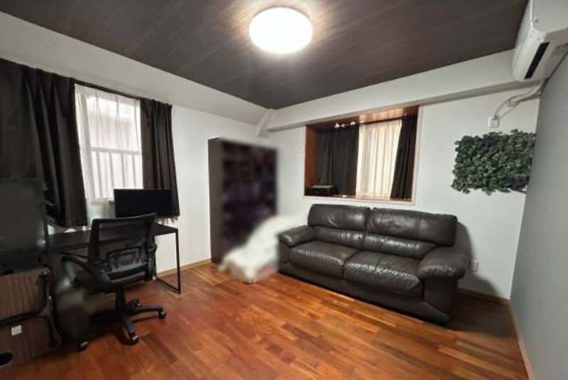 Renovated 4LDK Detached House for Sale in Naha's Uebaru - Thumbnail 2