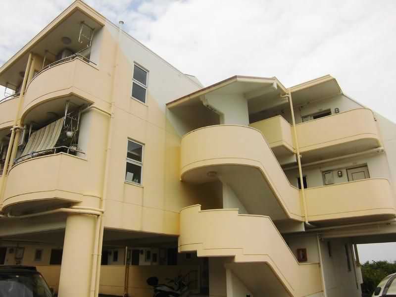 1K Apartment with Ocean View in Itoman, Okinawa | 35,000 JPY - Thumbnail 2
