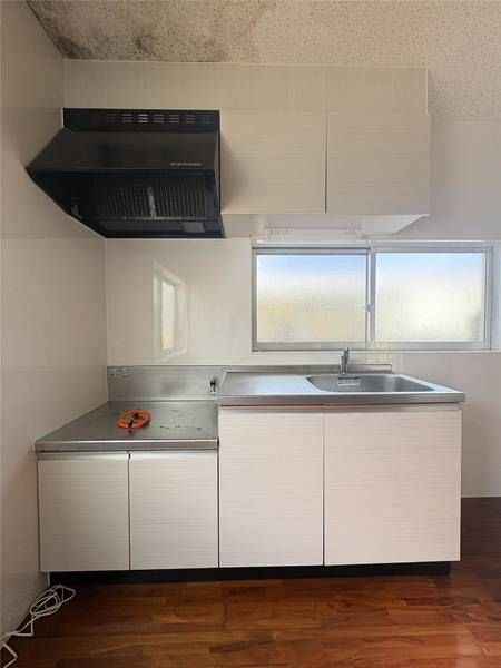 Iha Apartment 2DK Rental in Uruma City, Okinawa - Thumbnail 3