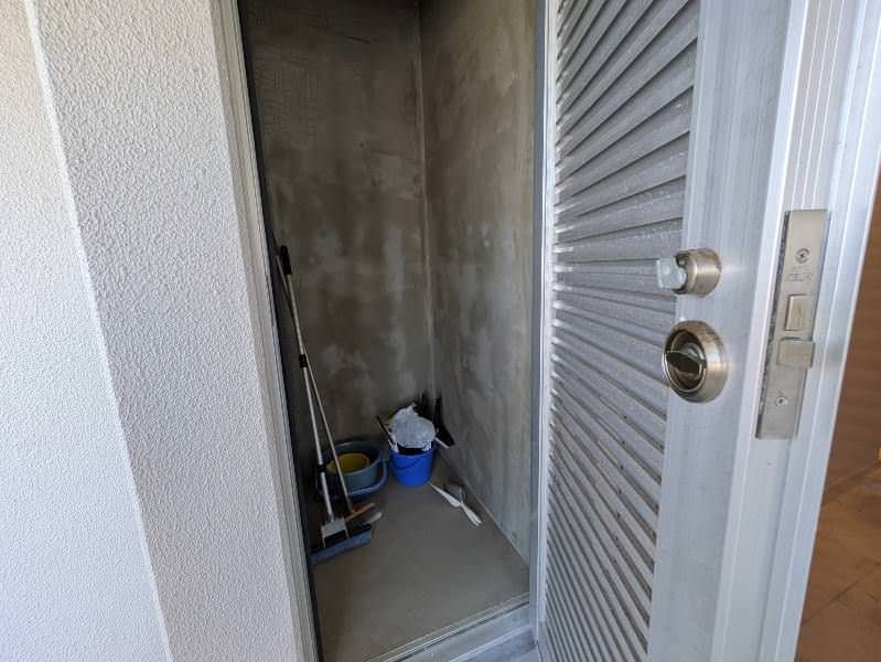 4LDK Top-Floor Apartment with Roof Balcony near Kokusai-dori, Naha - Thumbnail 4