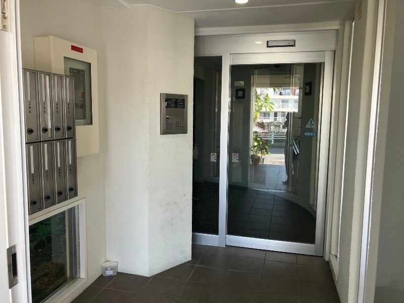 Office for Rent in Naha, Okinawa - 54.54 sqm near Kenchomae Station - Thumbnail 2