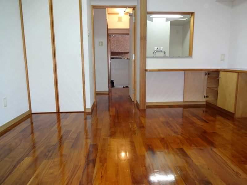1K Apartment for Rent in Naha, Okinawa - City Villa Tamasho - Thumbnail 4