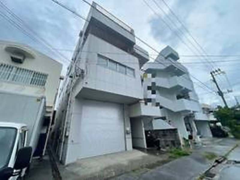 4LDK Apartment for Rent in Naha Akebono, No Deposit, 3 Parking - Thumbnail 2