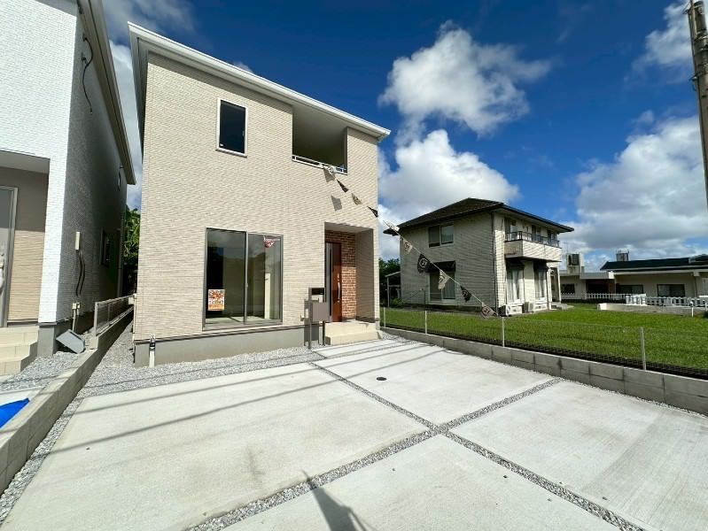 New 4LDK House in Nanjo City Okinawa - 2025 Build - Main Image